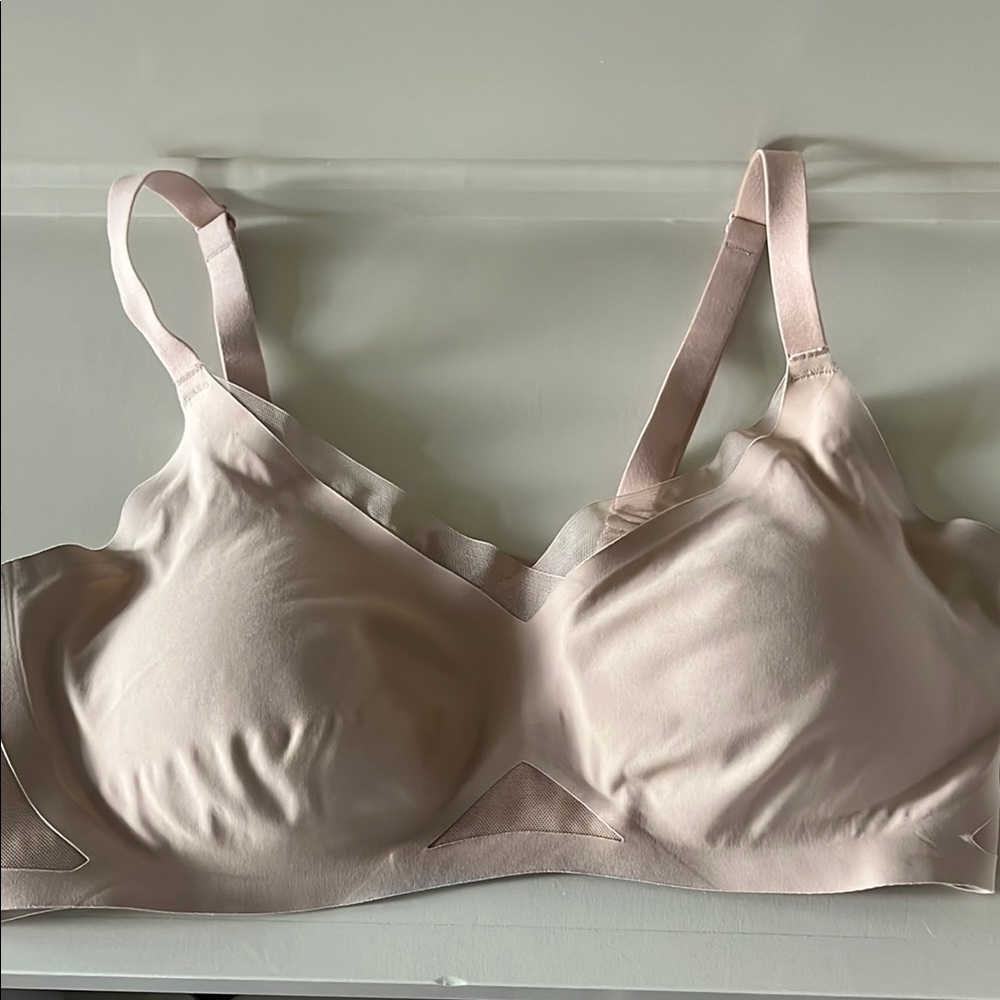 Honeylove Crossover Seamless Nude Bra